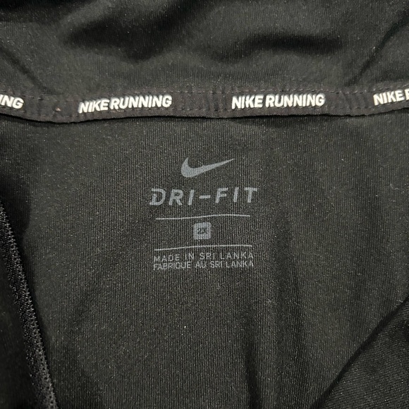 Nike Black Dri-FIT Running Shirt - Picture 3 of 3